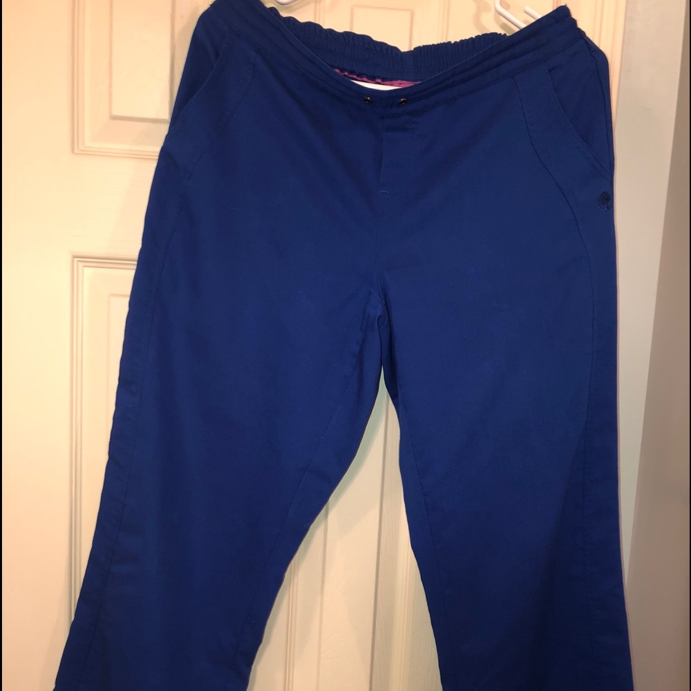 Scrub bottoms